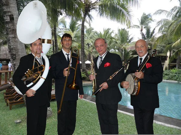 Hot Jazz Brothers