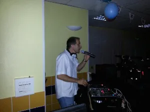 Logo dj rèms animation
